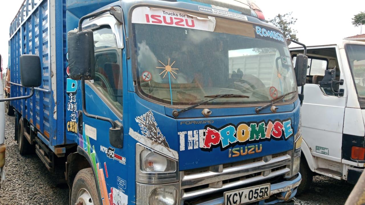 Isuzu NPR 2014