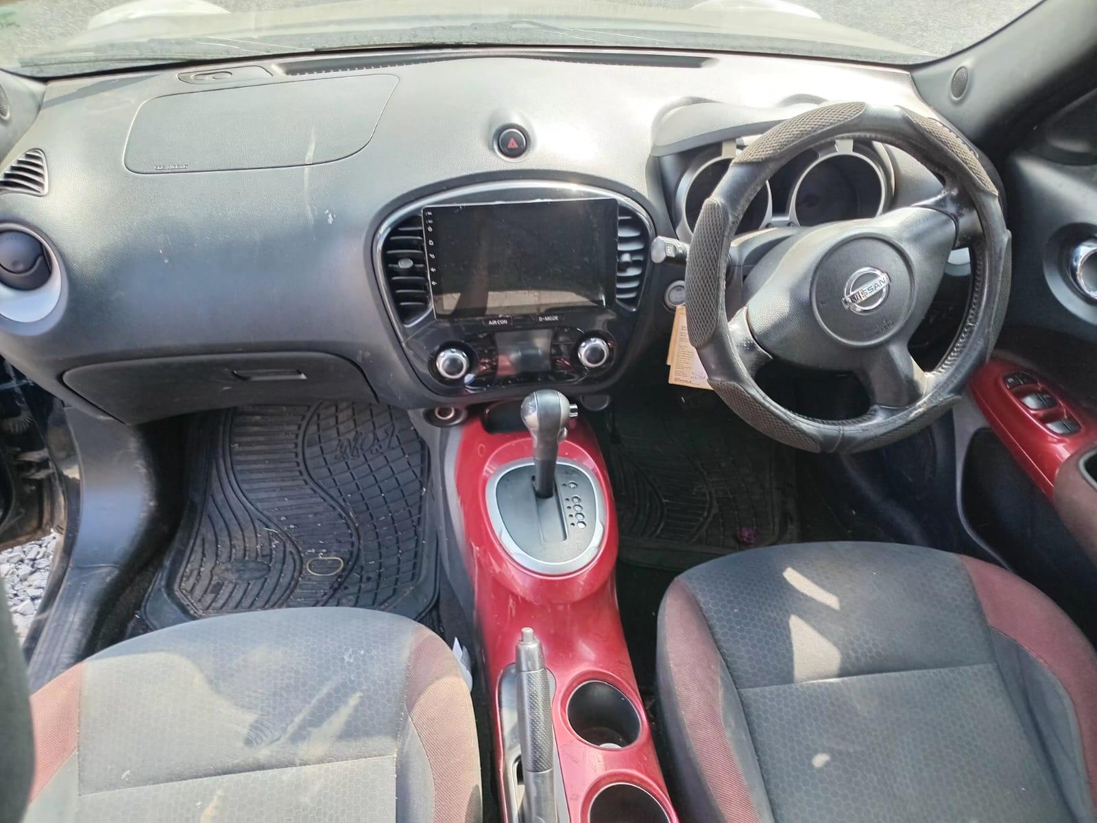 Nissan JUKE 2012