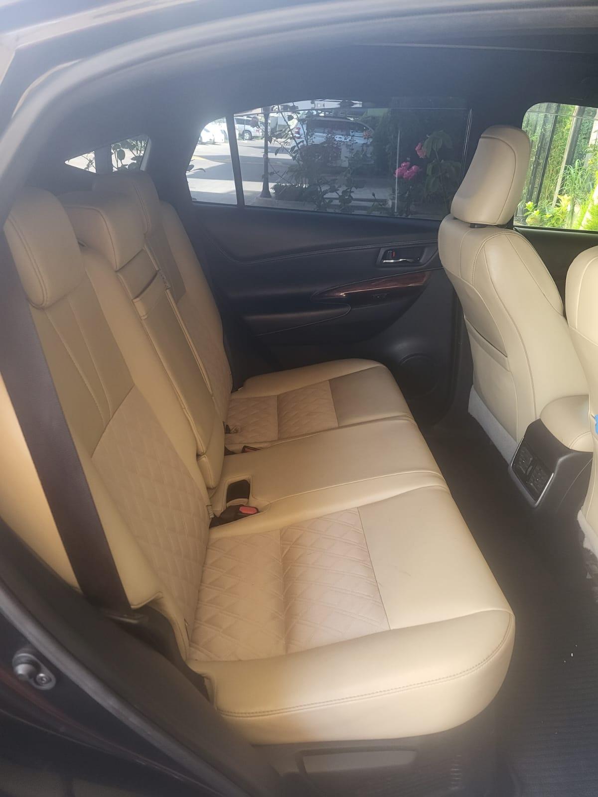 Toyota HARRIER 2016